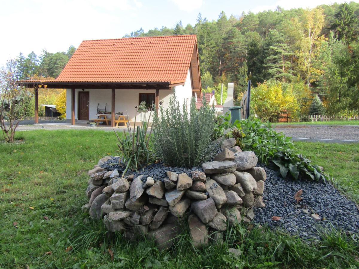 Villa Rekreacni Dum V Brdech Pod Svatou Annou Ohrazenice  Esterno foto